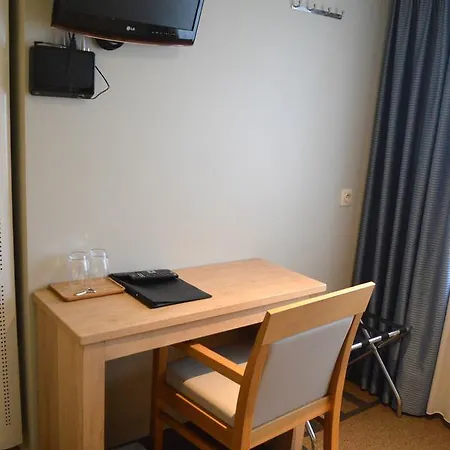 オンフルール ホテル ミデルケルケ